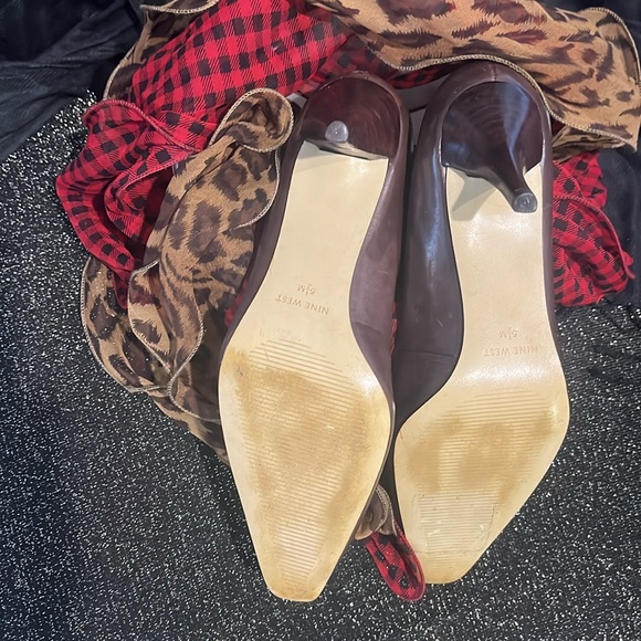 Nine West Brown Heels - Picture 2 of 3